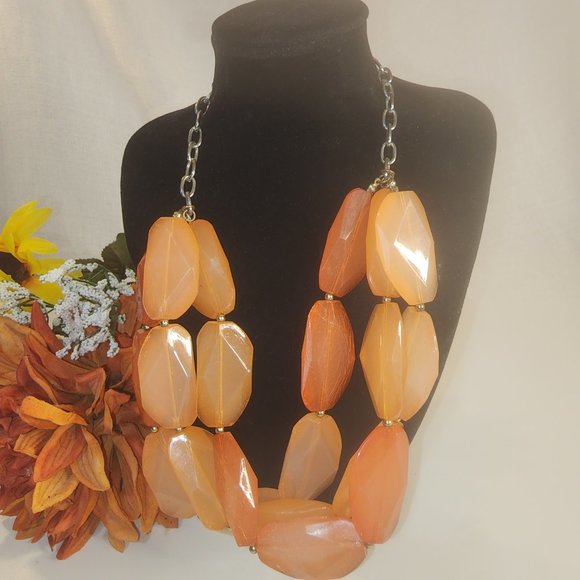 Statement Necklace, Peach , Orange colors gold chain, One size - Picture 1 of 11